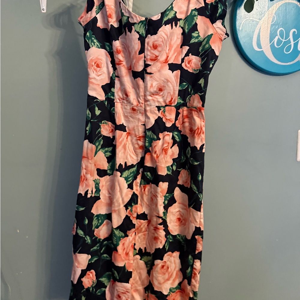 Pretty dress company